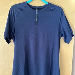 Lululemon Men's Short Sleeve Shirt Medium True Navy Brand New